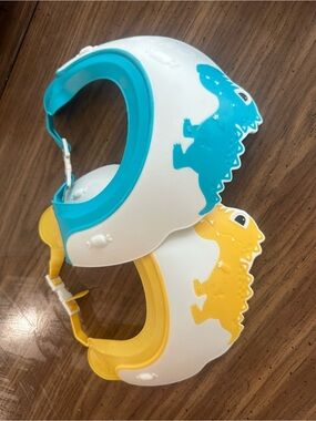 Baby Shark Shower Visor Set - Blue & Yellow